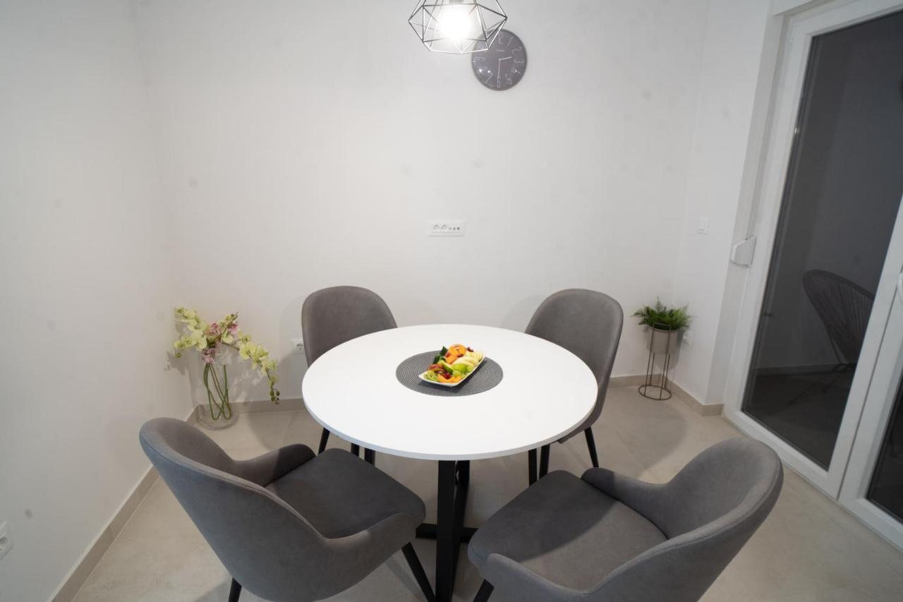 Apartman Kim Makarska Ngoại thất bức ảnh
